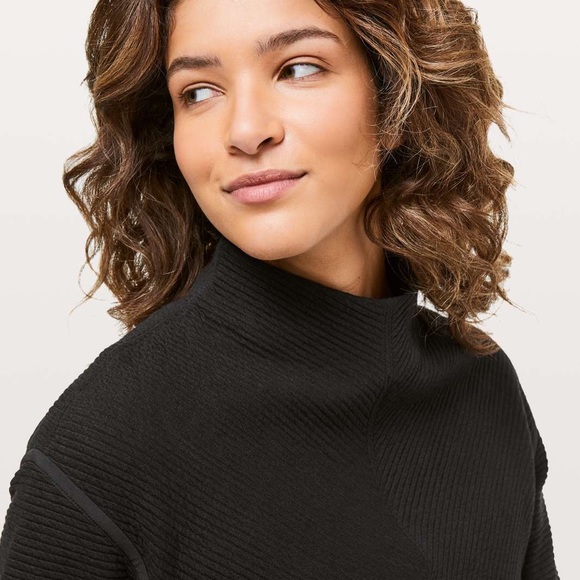 lululemon On Repeat Mock Neck - Picture 4 of 10